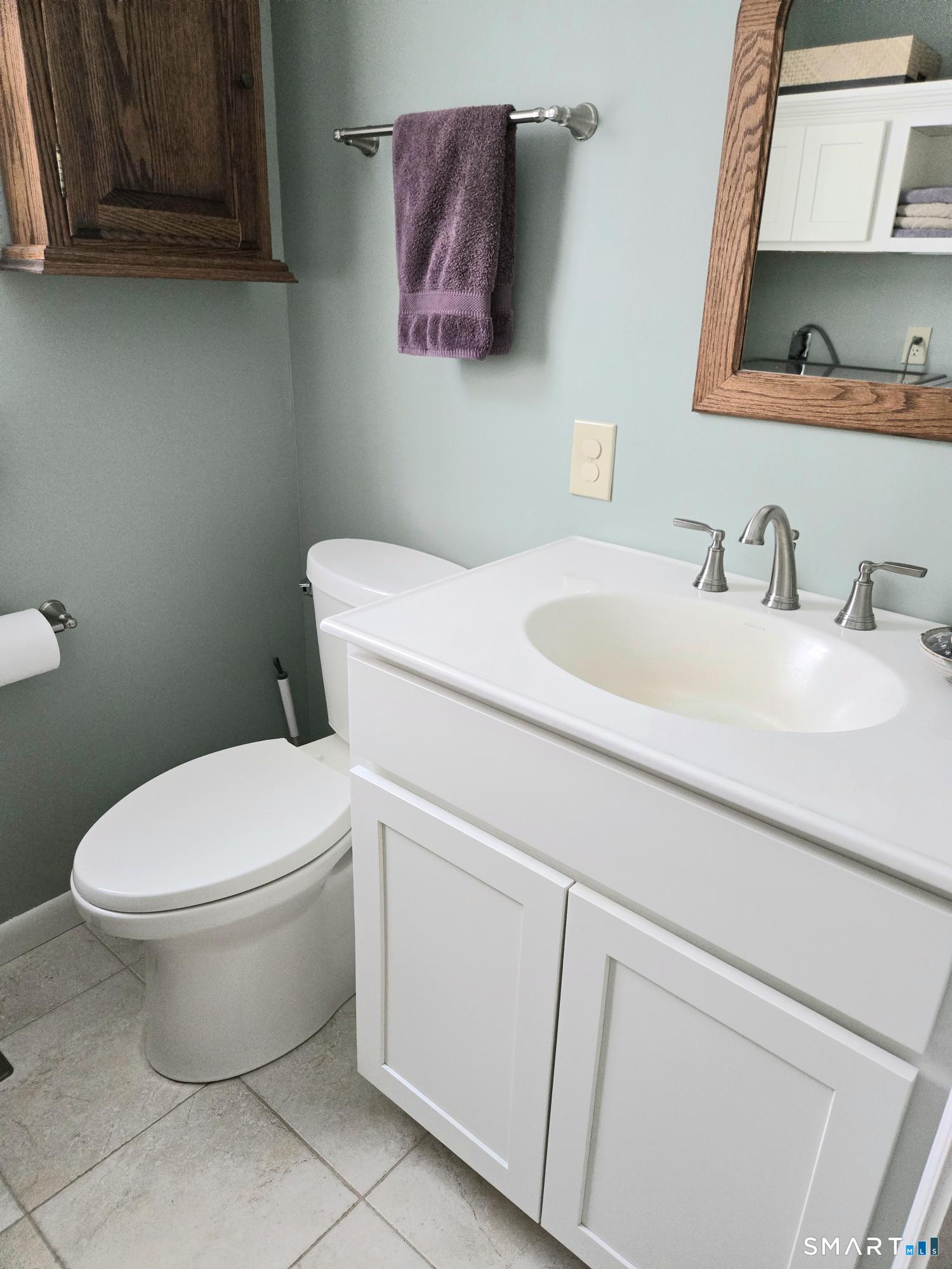 59 Dickinson Road Marlborough, CT 06447 - Photo 18 of 38 First Floor Half Bath