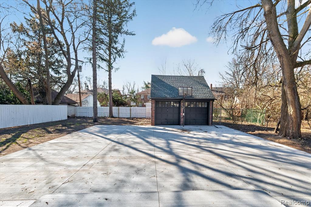3261 Sherbourne Road Detroit, MI 48221 - Photo 47 of 48