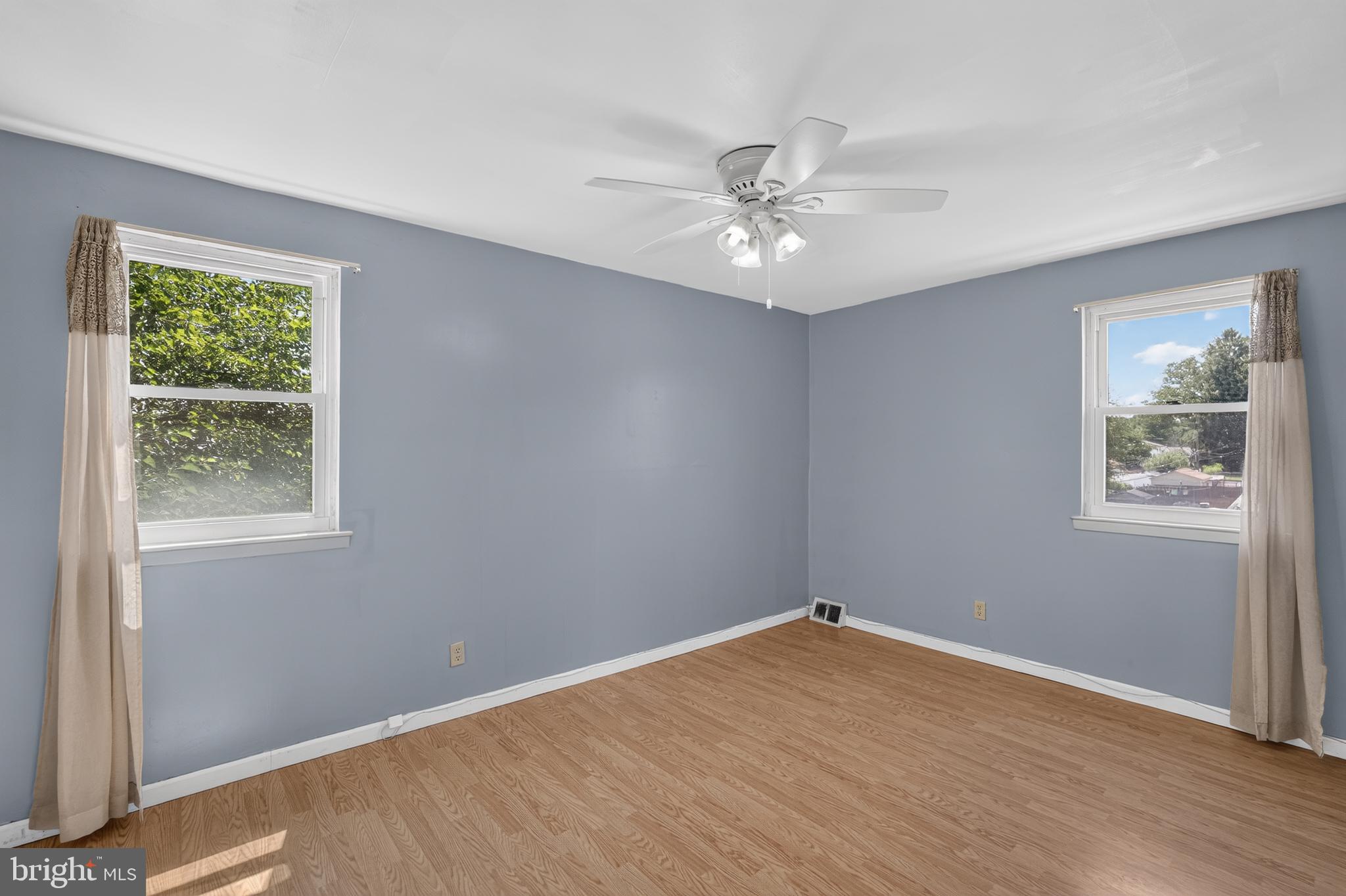 1100 Surrey Road Philadelphia, PA 19115 - Photo 22 of 31 3rd Bedroom