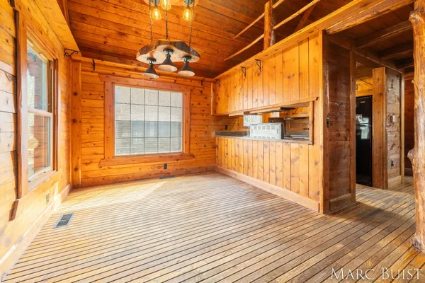 $325,000 | 1876 Lake Michigan Drive Northwest, Grand Rapids, MI 49534