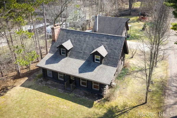 $325,000 | 1876 Lake Michigan Drive Northwest, Grand Rapids, MI 49534