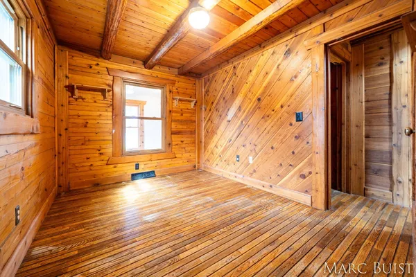 $325,000 | 1876 Lake Michigan Drive Northwest, Grand Rapids, MI 49534