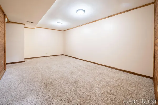 $325,000 | 1876 Lake Michigan Drive Northwest, Grand Rapids, MI 49534