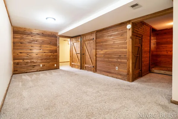 $325,000 | 1876 Lake Michigan Drive Northwest, Grand Rapids, MI 49534