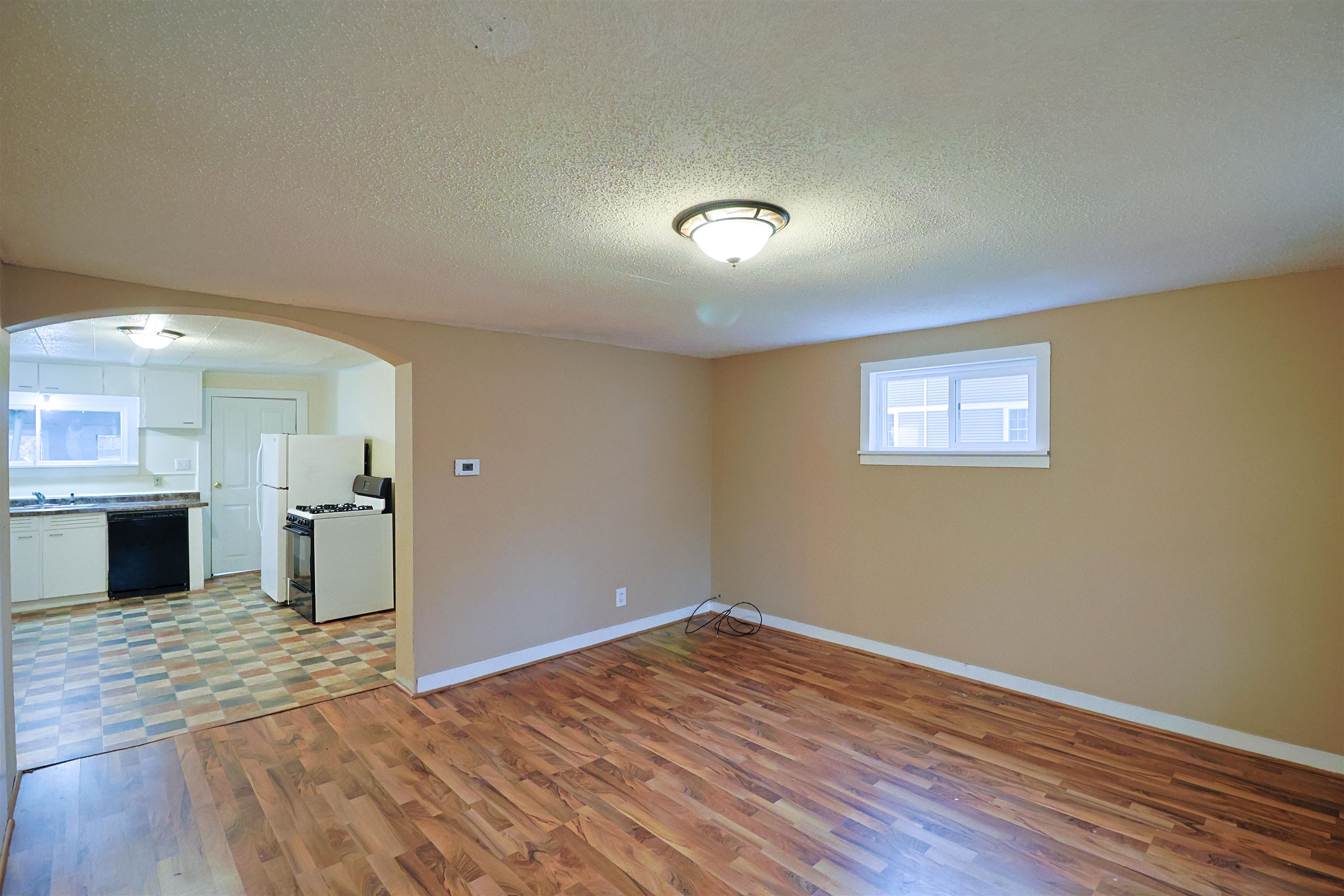 532 North Ithaca Street Ithaca, MI 48847 - Photo 3 of 13