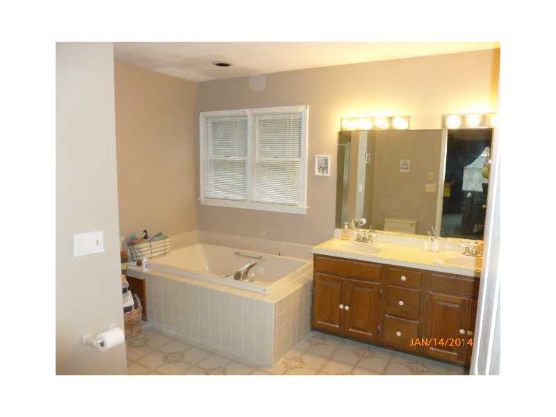 780 Laten Knight Road Cranston, RI 02921 - Photo 16 of 24 Master Bath/Spa.