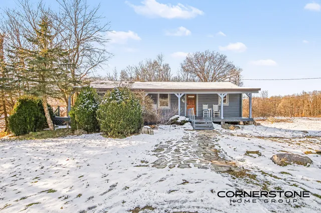 $454,900 | 13261 Wabasis Avenue Northeast, Cedar Springs, MI 49319