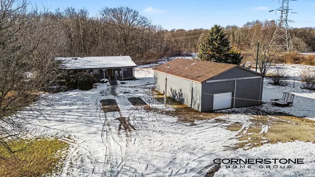 $454,900 | 13261 Wabasis Avenue Northeast, Cedar Springs, MI 49319