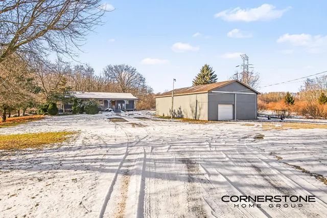 $454,900 | 13261 Wabasis Avenue Northeast, Cedar Springs, MI 49319