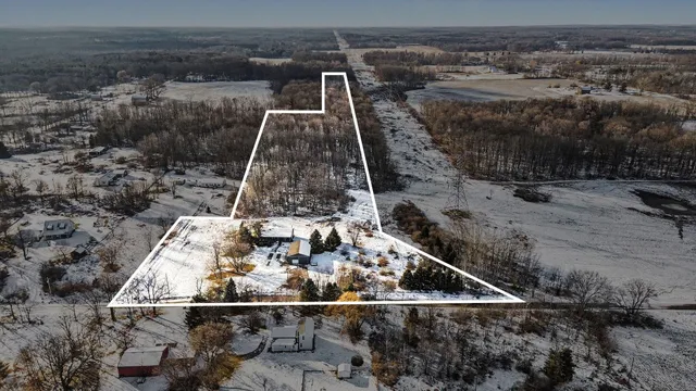 $454,900 | 13261 Wabasis Avenue Northeast, Cedar Springs, MI 49319