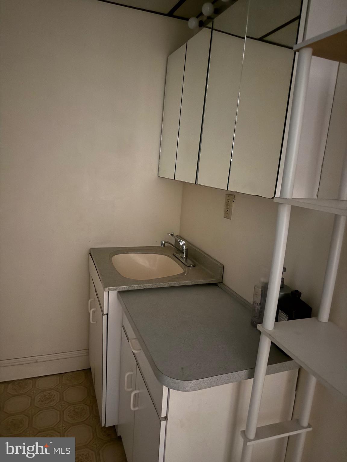 531 Byberry Road, Unit 1 Philadelphia, PA 19116 - Photo 14 of 15 Bathroom