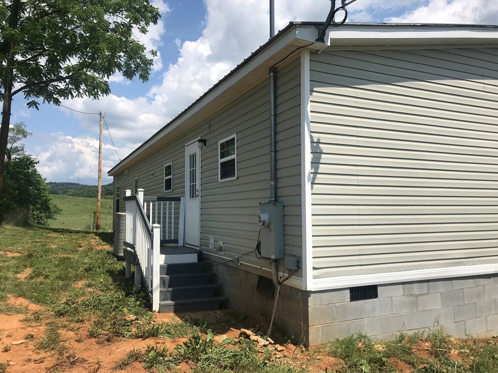3789 Major Grahams Road Max Meadows, VA 24360 - Photo 17 of 19 Gallery Image 17