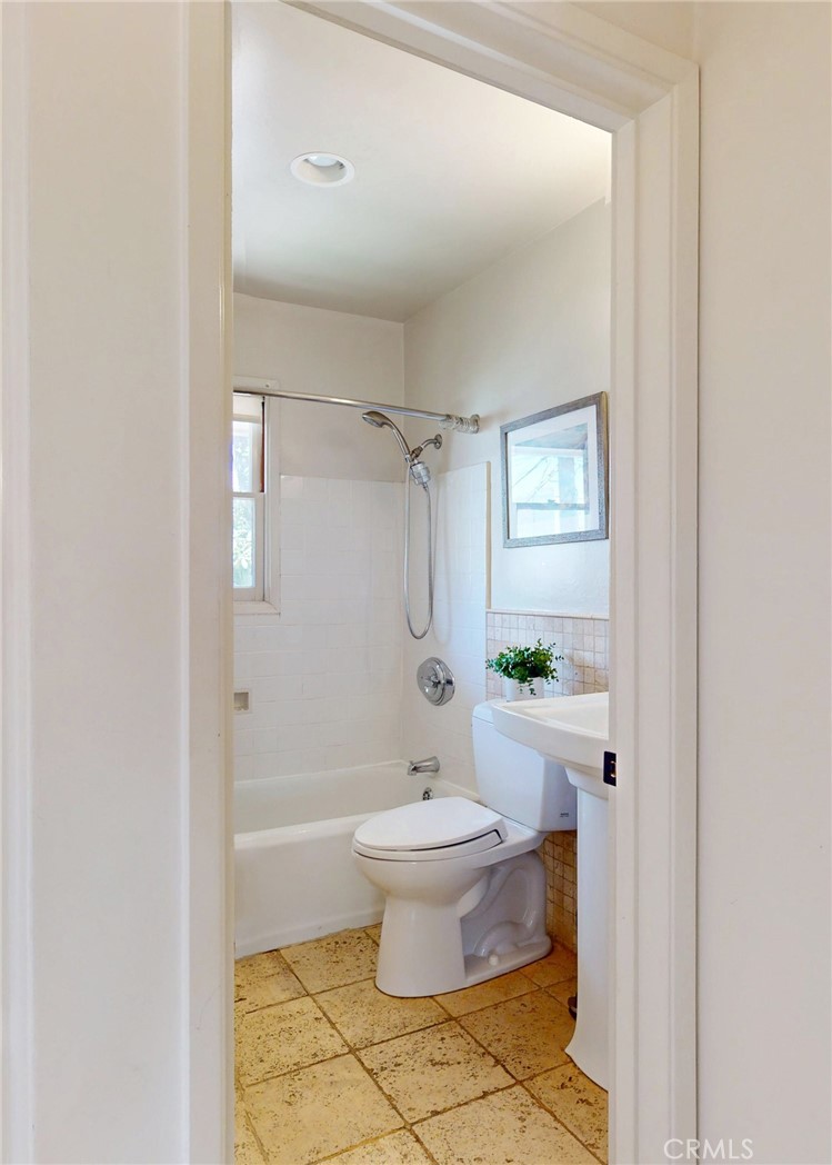 1715 Raymond Hill Road South Pasadena, CA 91030 - Photo 13 of 21