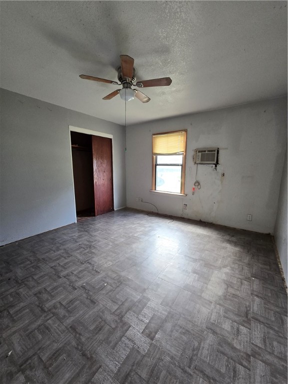 305 East Laredo Street Freer, TX 78357 - Photo 18 of 19 a view of an empty room with a window