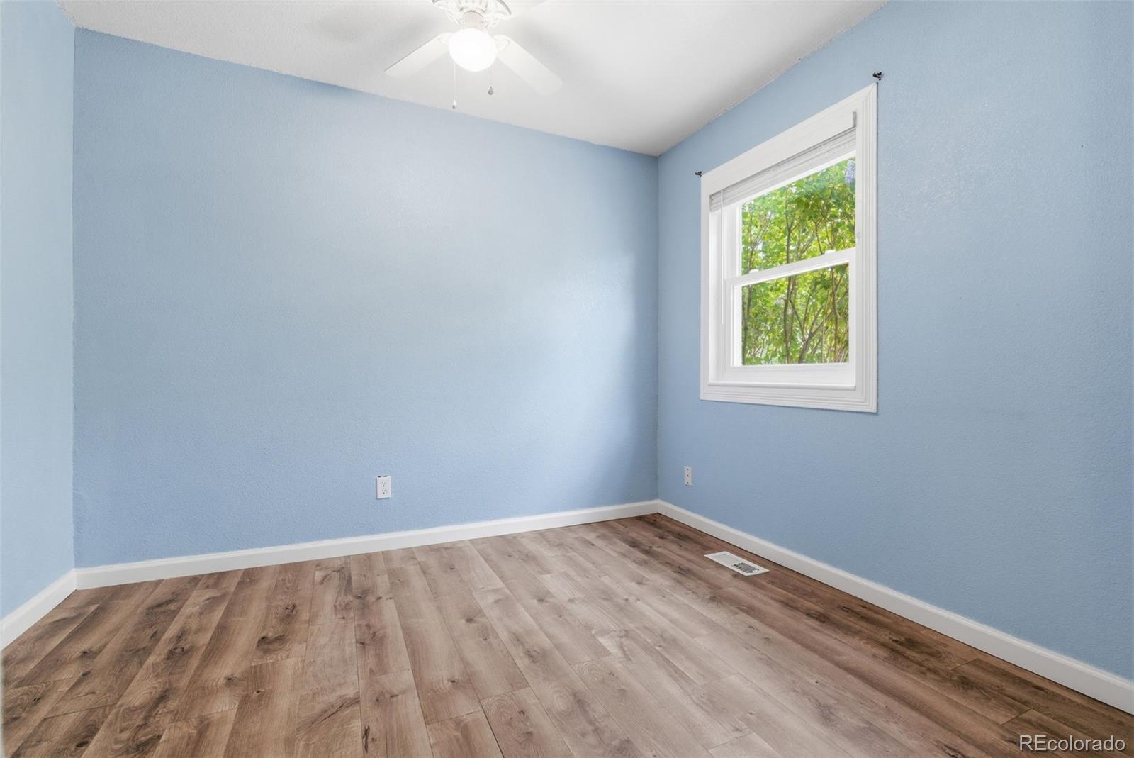 1981 Ruth Drive Thornton, CO 80229 - Photo 22 of 47
