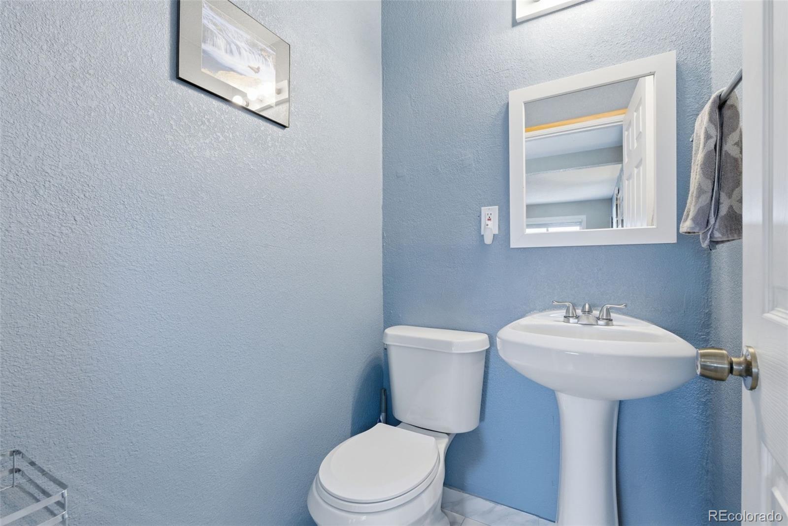 1981 Ruth Drive Thornton, CO 80229 - Photo 24 of 47