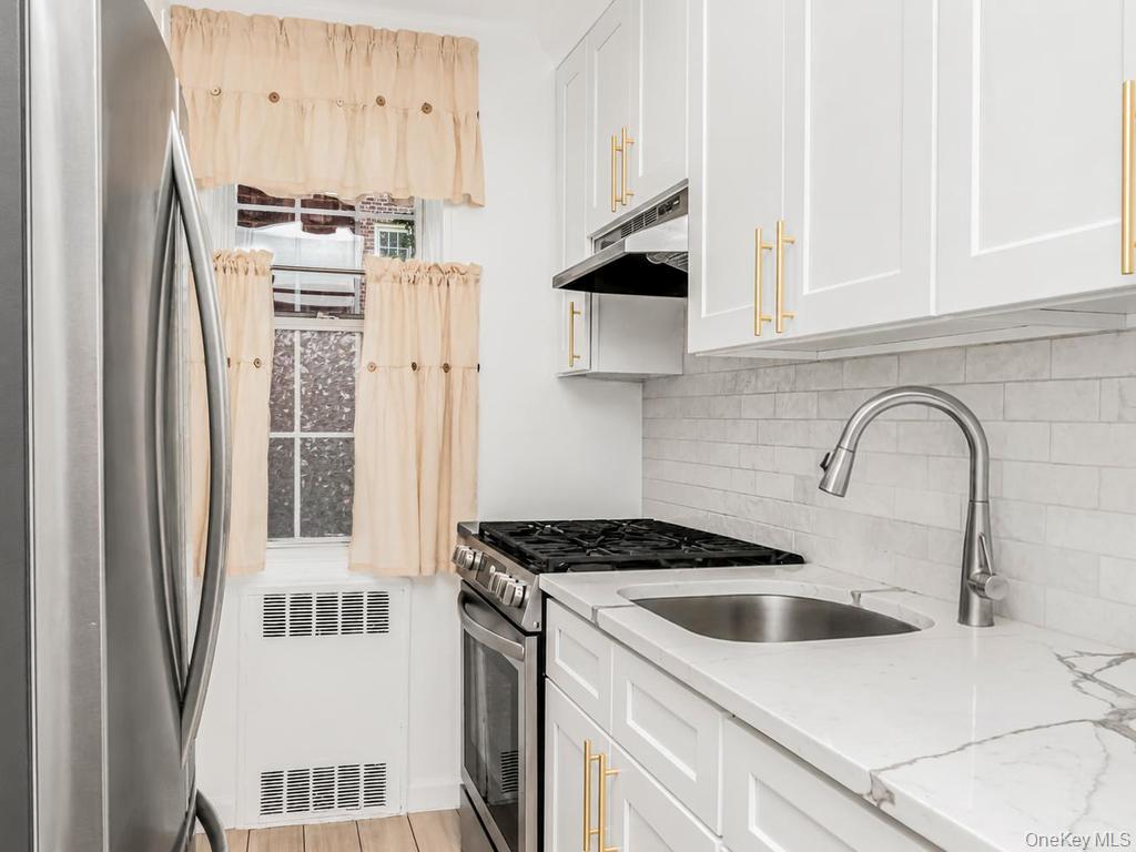 780 Bronx River Road, Unit A16 Bronxville, NY 10708 - Photo 11 of 25