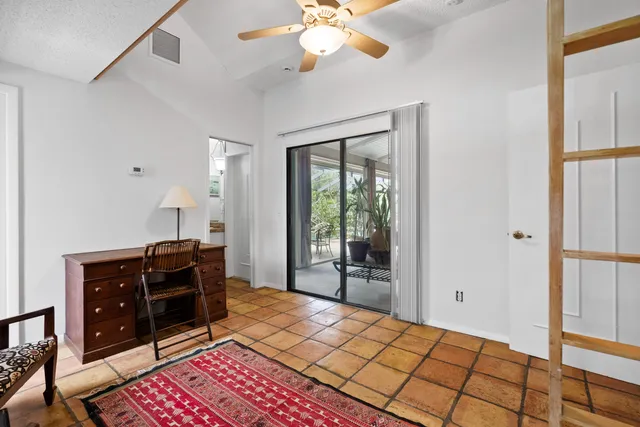a view of a entrance gate of the house