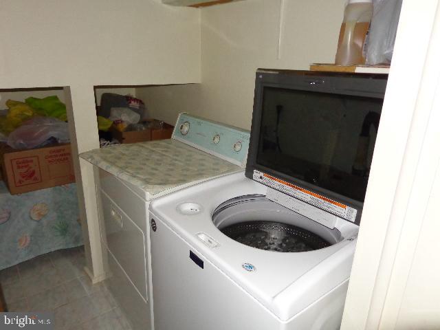 3 B Twin Rivers Drive, Unit B Hightstown, NJ 08520 - Photo 11 of 13 laundry room