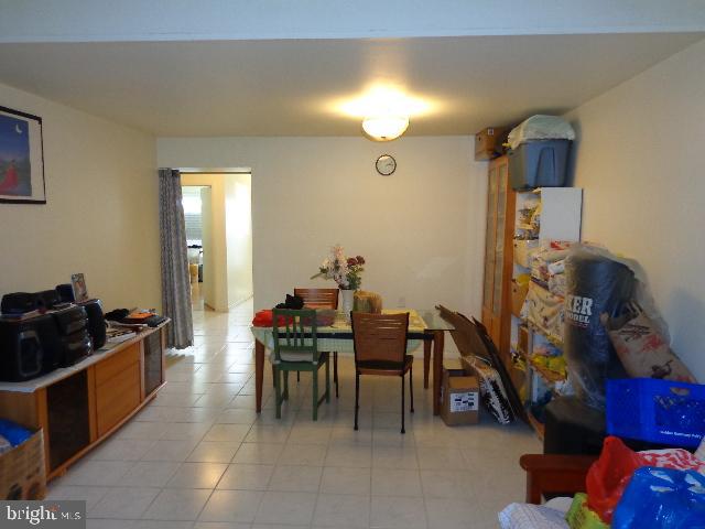 3 B Twin Rivers Drive, Unit B Hightstown, NJ 08520 - Photo 3 of 13 Dining area