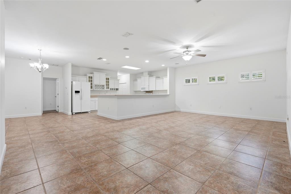 8693 Southwest 76th Place Gainesville, FL 32608 - Photo 10 of 36