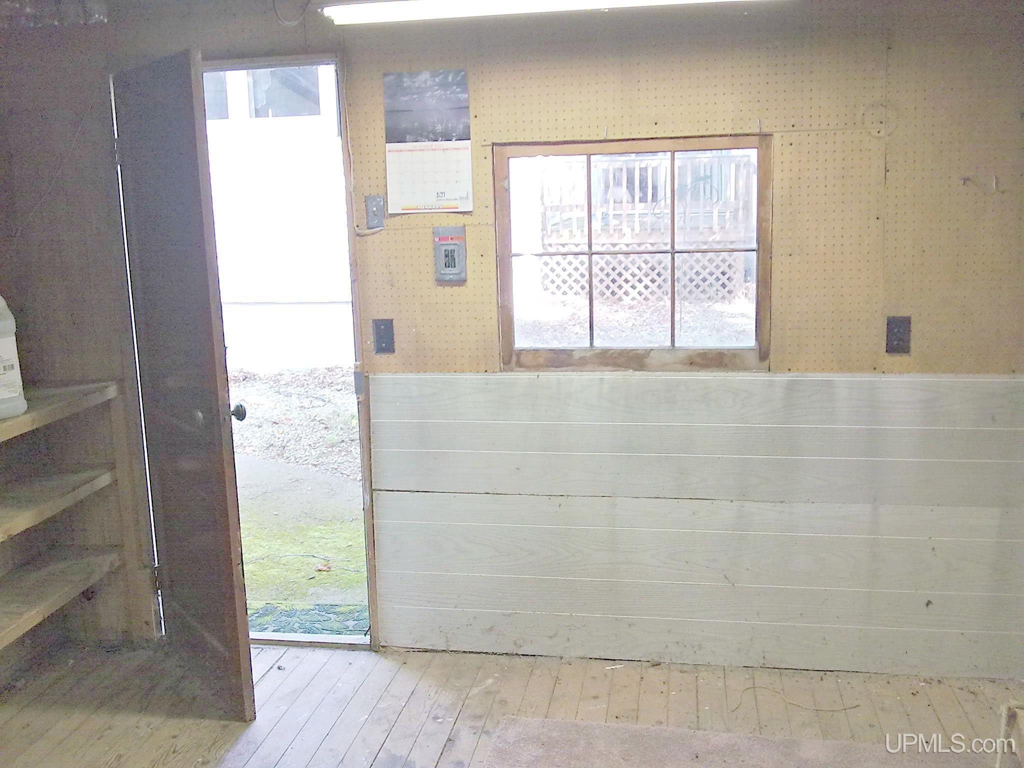 W4481 Oakwood Road Daggett, MI 49821 - Photo 32 of 42 Gallery Image 32