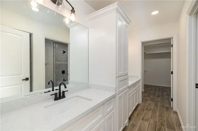 $2,000 | 3602 Ida Drive, Palmview, TX 78572