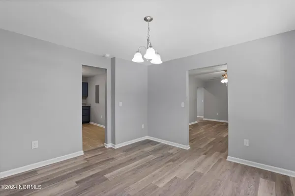 $210,000 | 690 Maple Hill School Road, Maple Hill, NC 28454