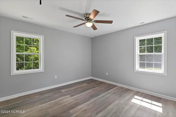 $210,000 | 690 Maple Hill School Road, Maple Hill, NC 28454