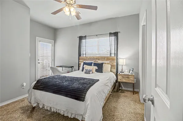 $284,900 | 127 Forest Dr Loop, Unit 127, College Station, TX 77840