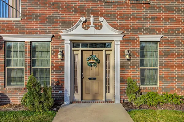 $284,900 | 127 Forest Dr Loop, Unit 127, College Station, TX 77840