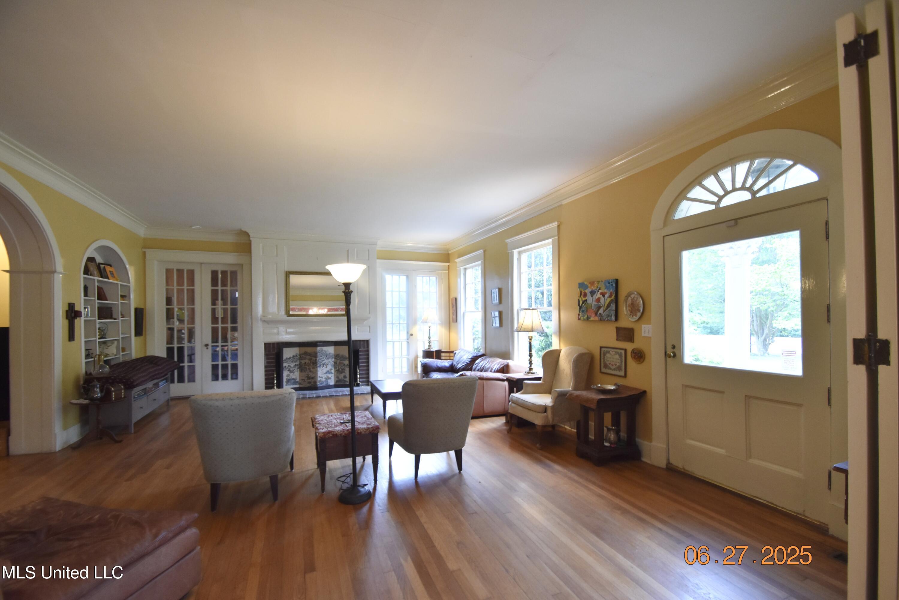 1211 River Road Greenwood, MS 38930 - Photo 6 of 28 DSC_1327