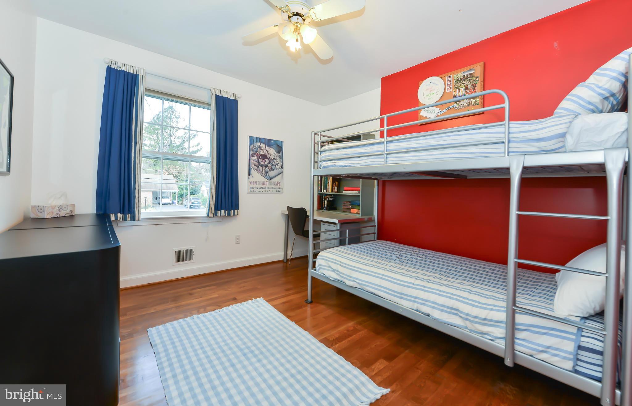 7607 Range Road Alexandria, VA 22306 - Photo 16 of 30 Bedroom 3