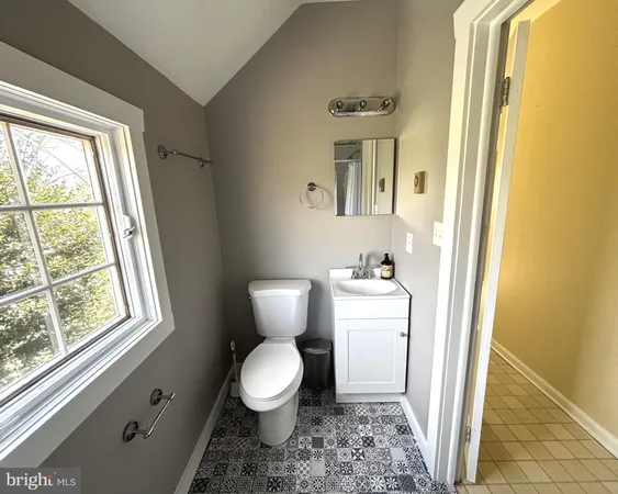 $3,200 | 723 Godshall Road, Telford, PA 18969