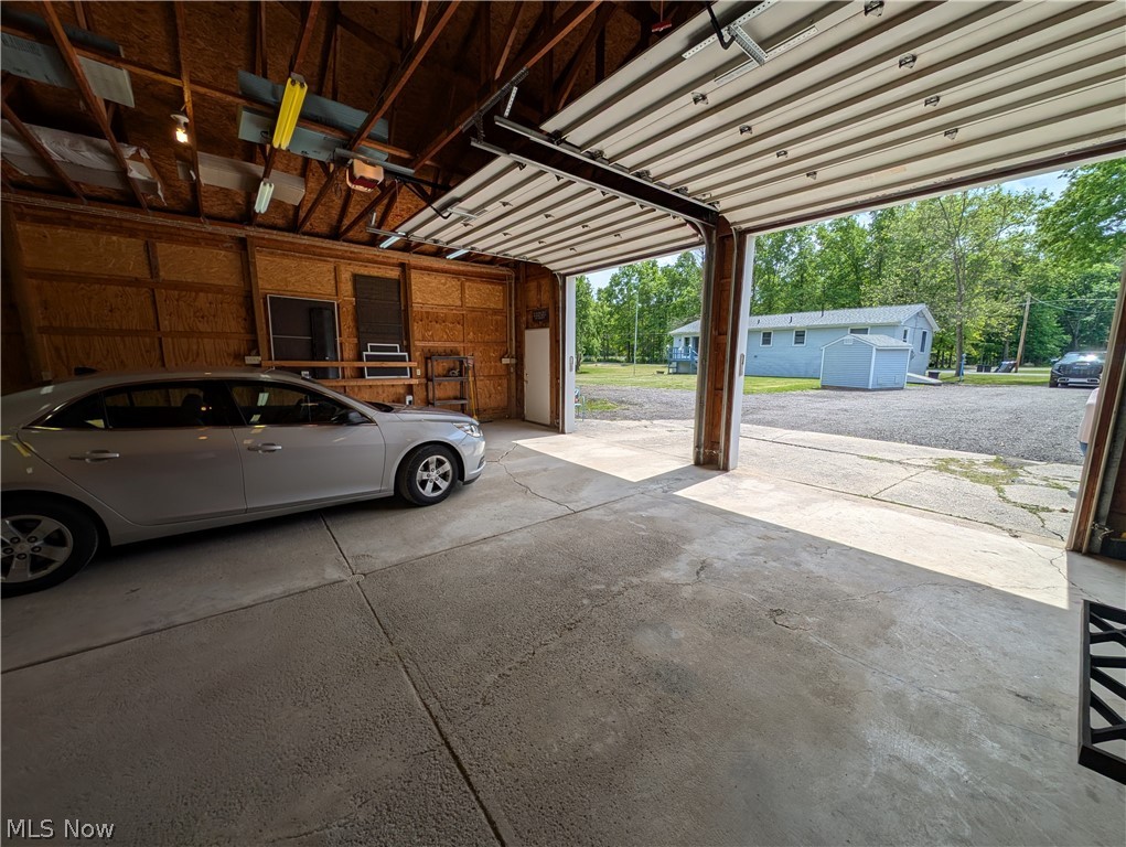 10685 Scotts Corner Road Diamond, OH 44412 - Photo 12 of 43