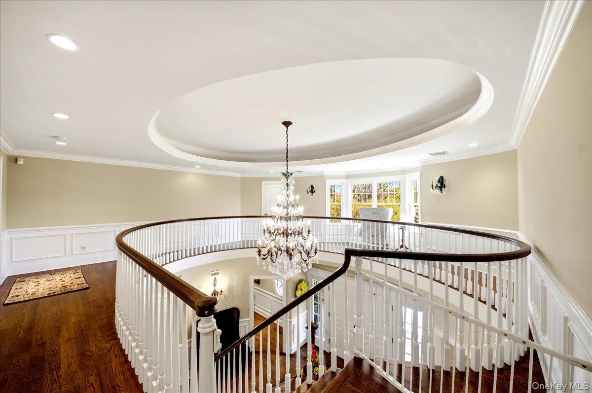 7 Ridgeview Circle Armonk, NY 10504 - Photo 19 of 50 a view of an entryway wooden floor