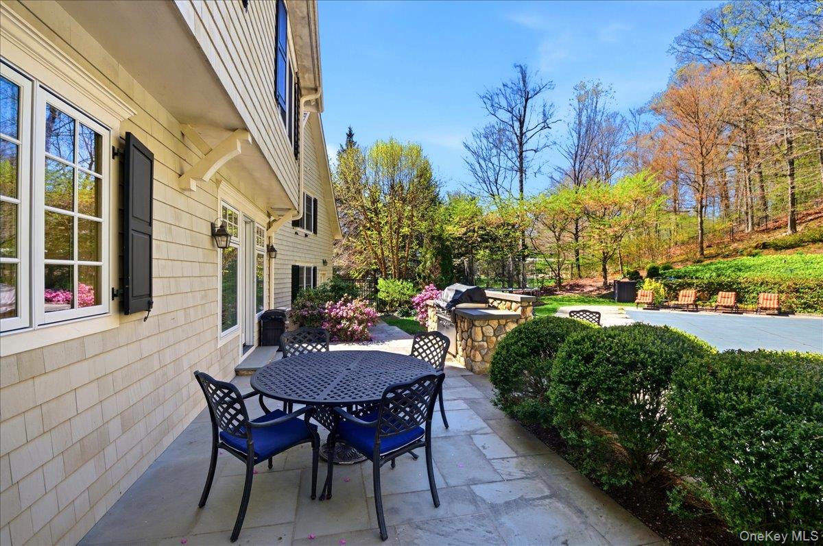 7 Ridgeview Circle Armonk, NY 10504 - Photo 41 of 50 a view of an outdoor space with furniture