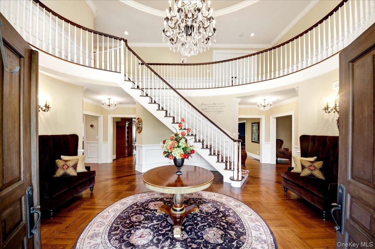 7 Ridgeview Circle Armonk, NY 10504 - Photo 5 of 50 a living room with furniture and a rug