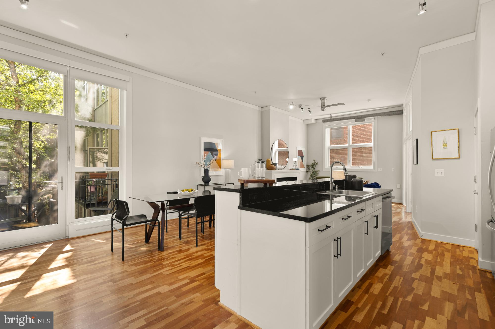 2380 Champlain Street Northwest, Unit 203 Washington, DC 20009 - Photo 15 of 45