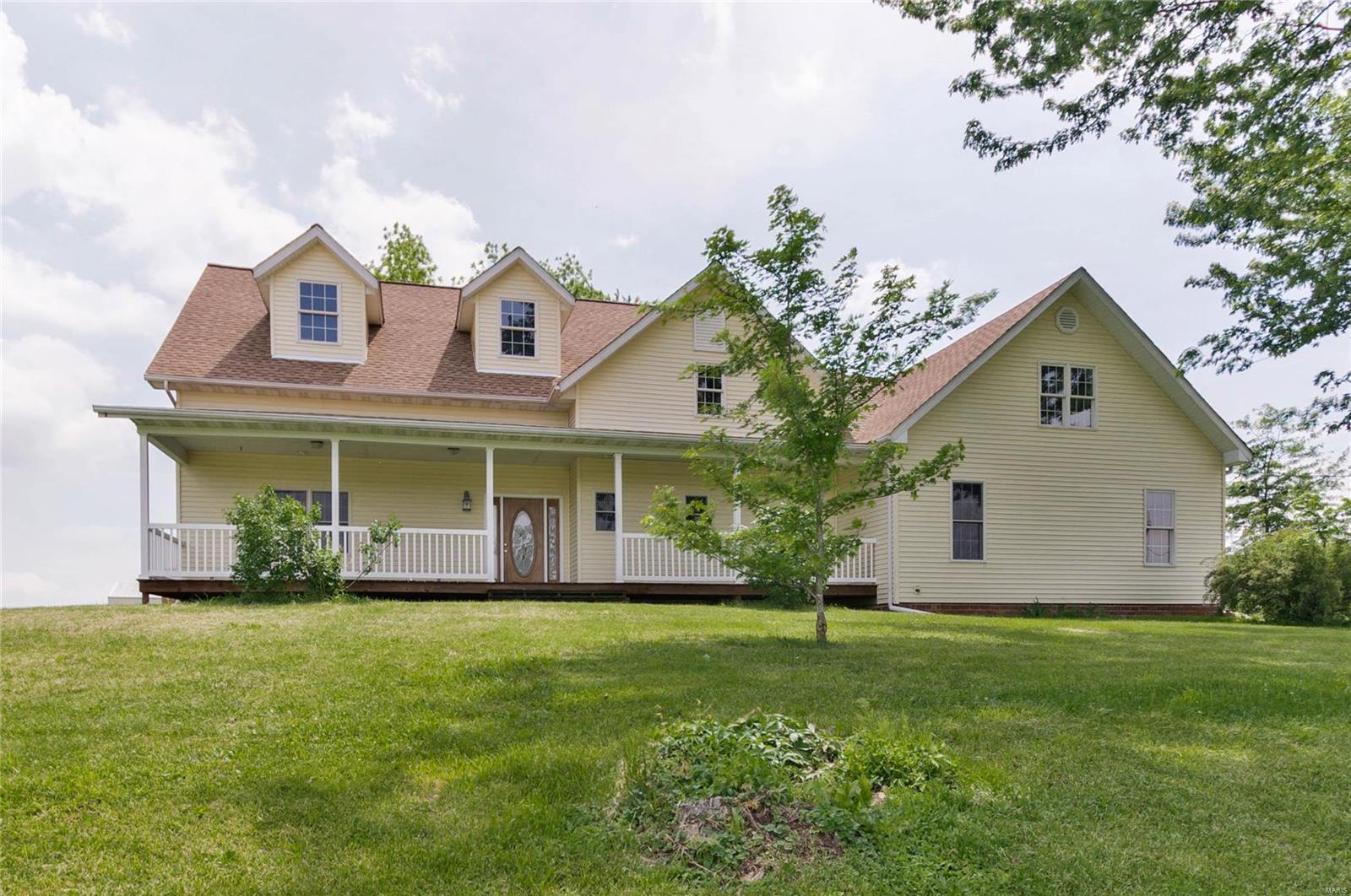 8919 Lageman Road Godfrey, IL 62035 - Photo 1 of 35