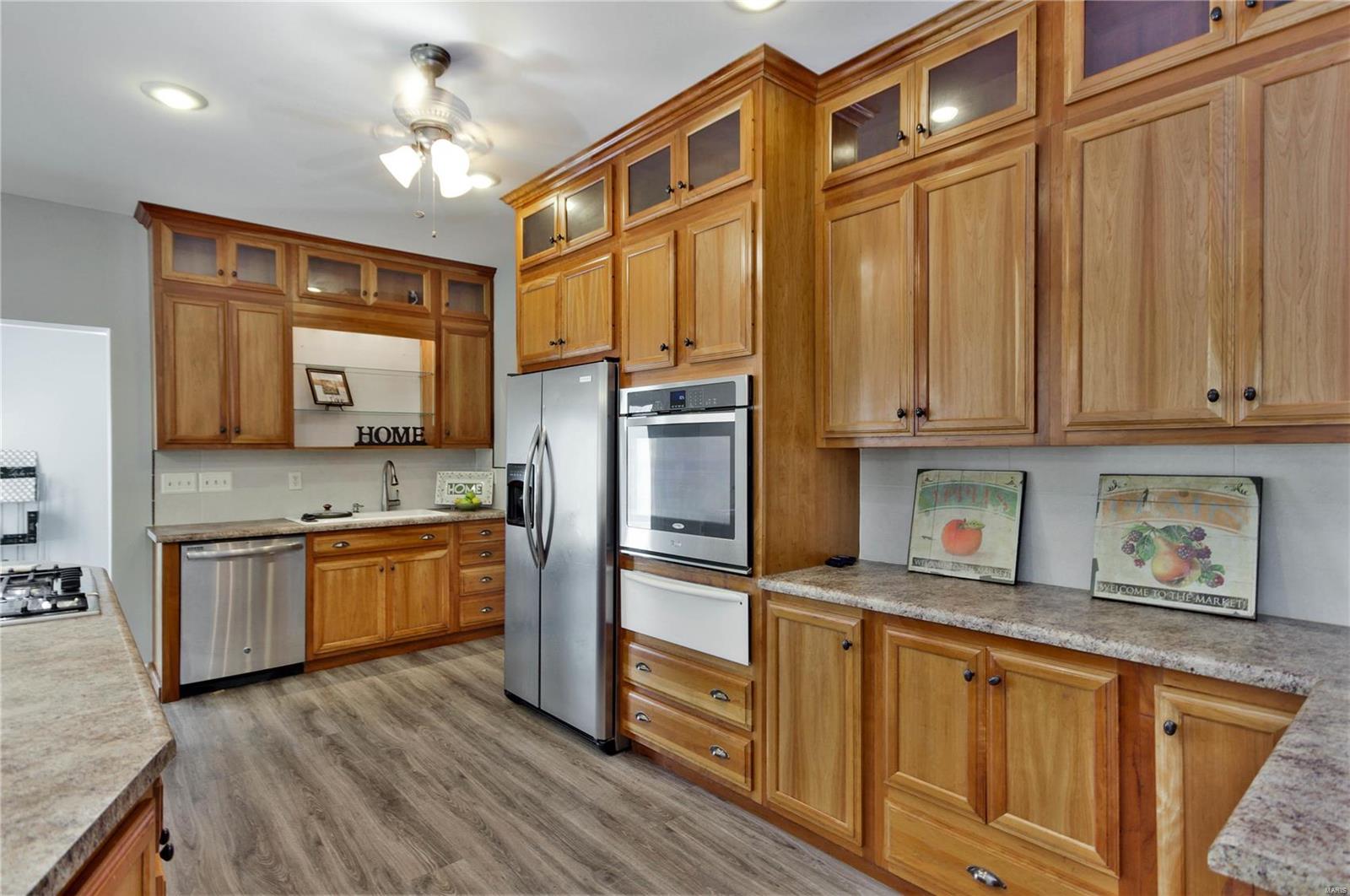 8919 Lageman Road Godfrey, IL 62035 - Photo 14 of 35