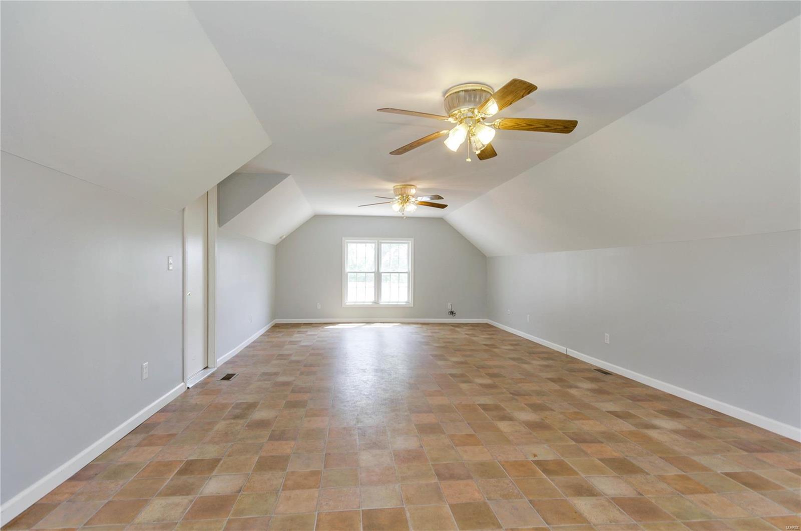 8919 Lageman Road Godfrey, IL 62035 - Photo 19 of 35