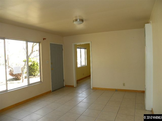 617 Gould Street Reno, NV 89502 - Photo 3 of 8 Photo 3
