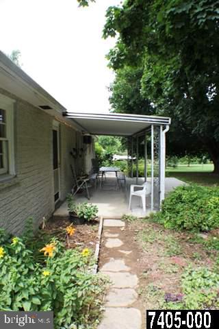 636 Green Valley Road York, PA 17403 - Photo 14 of 15 Gallery Image 14