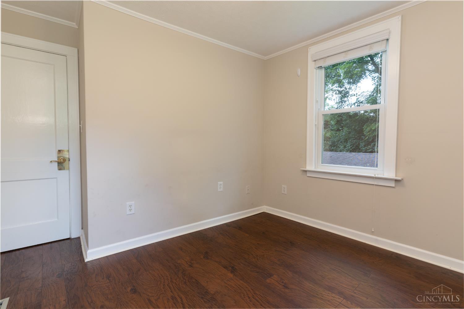 5506 Hubble Road Cincinnati, OH 45247 - Photo 15 of 34 Gallery Image 15