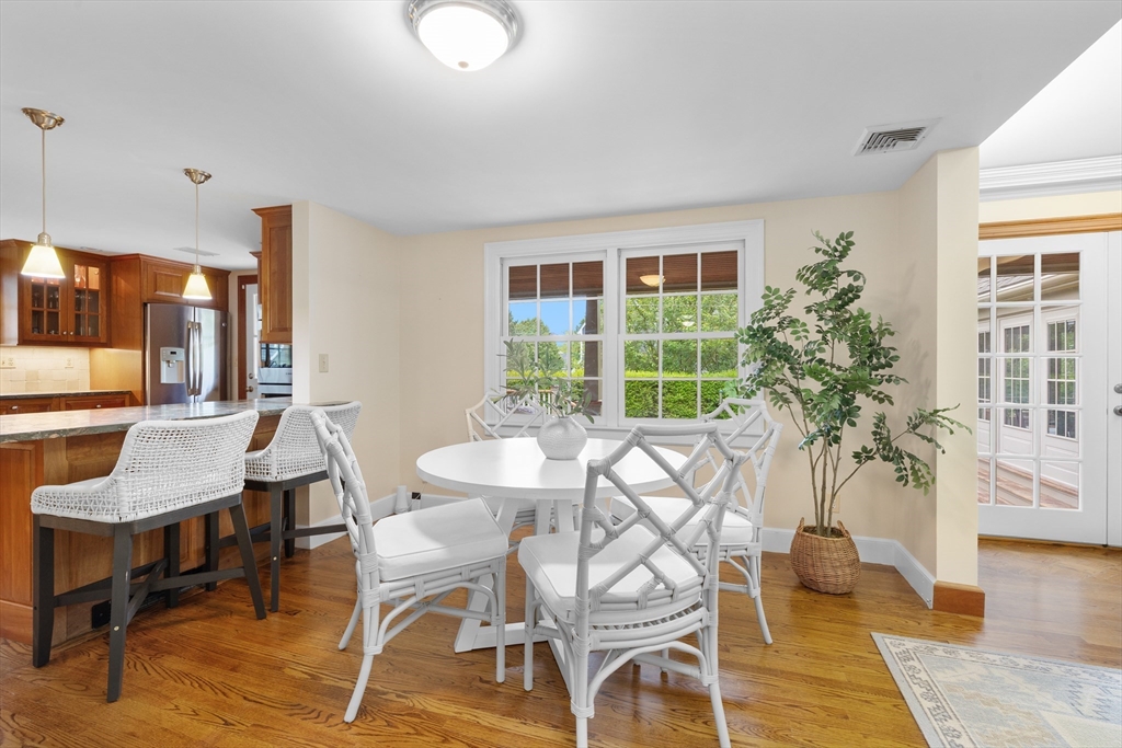 15 Hawthorne Road Hingham, MA 02043 - Photo 11 of 35 a view of a livingroom with furniture and a potted plant