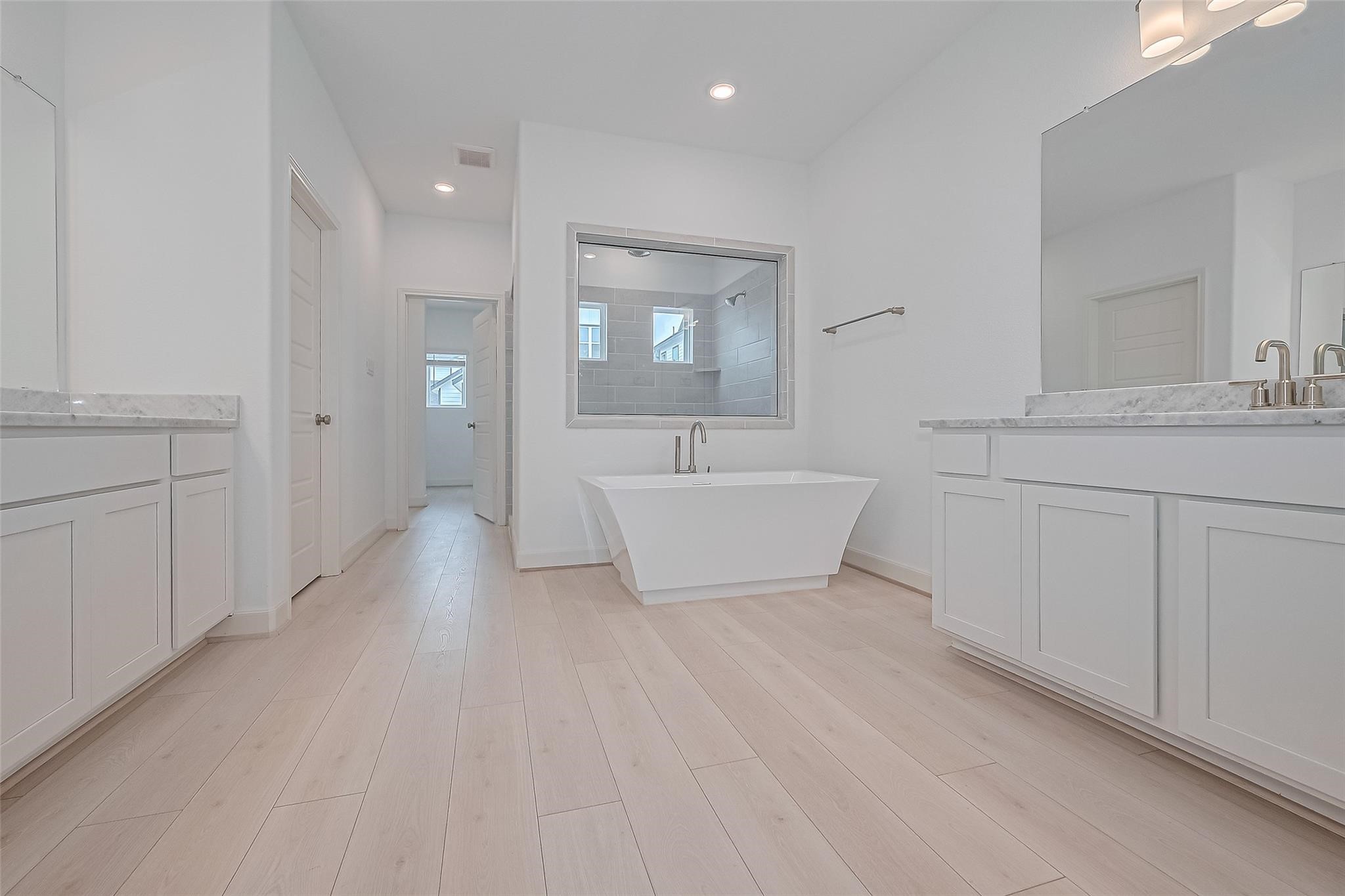8913 Grovner Place Houston, TX 77080 - Photo 20 of 44