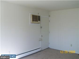 60 Incurve Road Levittown, PA 19057 - Photo 7 of 10 Bedroom
