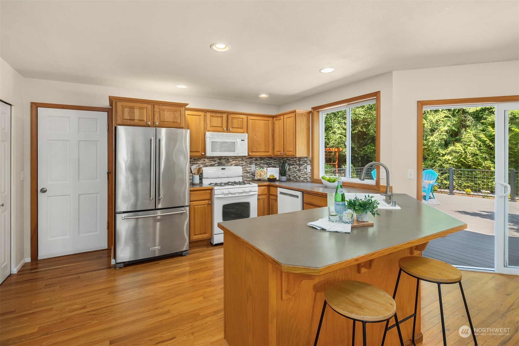 4751 Tree Ridge Lane Northeast Poulsbo, WA 98370 - Photo 4 of 36 Gallery Image 4