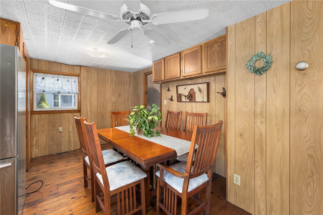446 Lake Washington Drive Glocester, RI 02814 - Photo 11 of 34